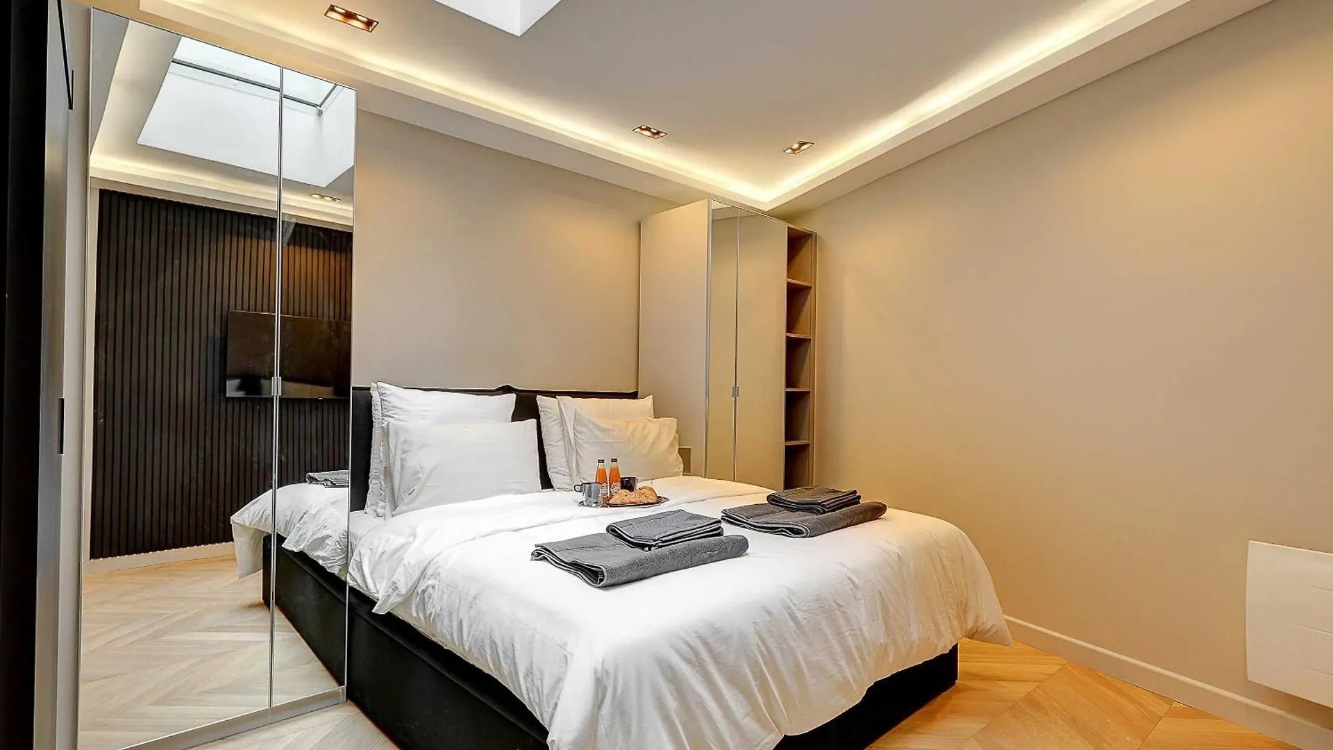 Elegant With Ac - 3br-10p- Le Marais * Paris