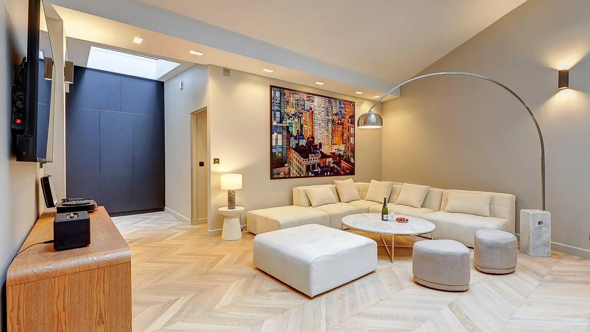 Elegant With Ac - 3br-10p- Le Marais Apartment *