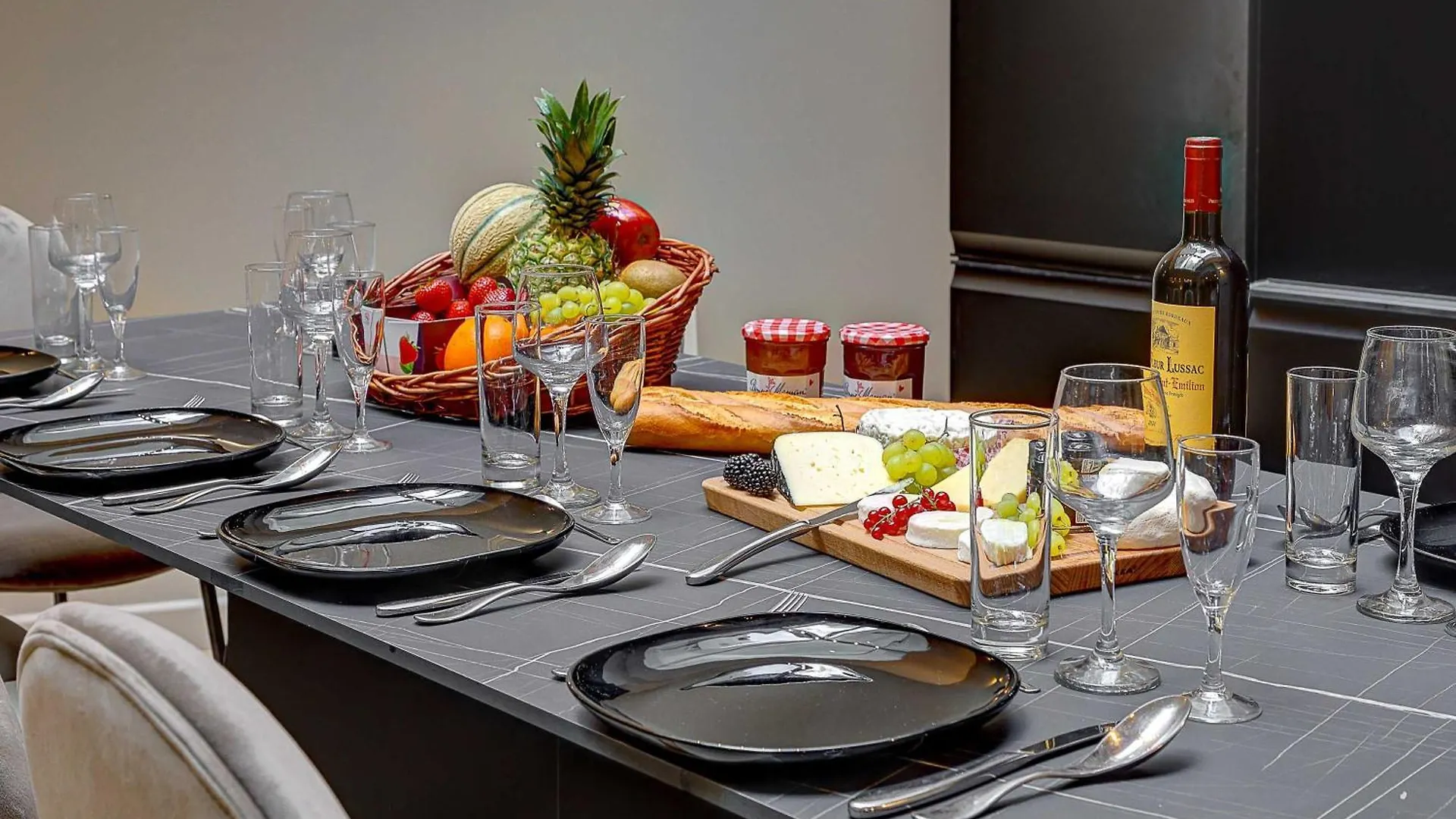 Elegant With Ac - 3br-10p- Le Marais * パリ