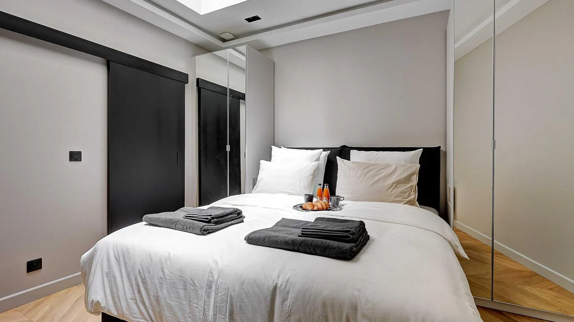 Apartment Elegant With Ac - 3br-10p- Le Marais *